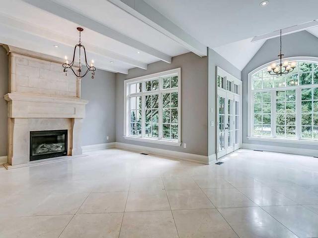 140 Waterstone Crt, House detached with 4 bedrooms, 7 bathrooms and 2 parking in Oakville ON | Image 15