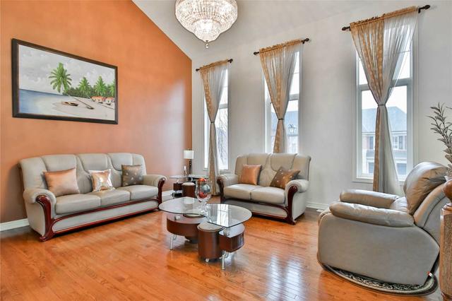81 Muscat Cres, House detached with 4 bedrooms, 4 bathrooms and 6 parking in Ajax ON | Image 13
