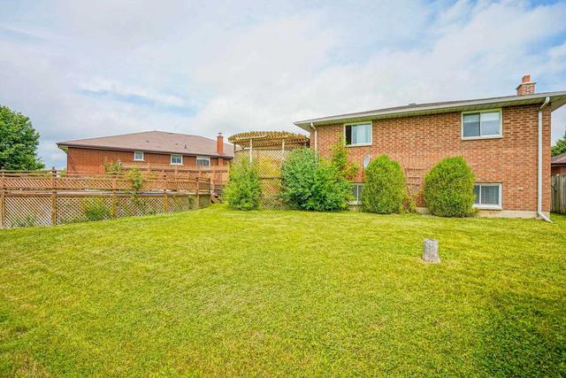 87 College Park Dr, House detached with 4 bedrooms, 2 bathrooms and 4 parking in Welland ON | Image 27