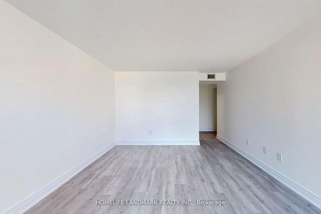 303 - 188 Spadina Ave, Condo with 3 bedrooms, 2 bathrooms and 1 parking in Toronto ON | Image 17