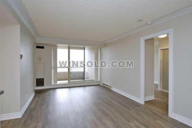 1422 - 32 Clarissa Dr, Condo with 2 bedrooms, 2 bathrooms and 1 parking in Richmond Hill ON | Image 13