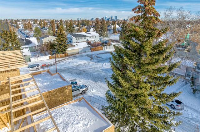 4705 21a Street Sw, House detached with 4 bedrooms, 4 bathrooms and 2 parking in Calgary AB | Image 6