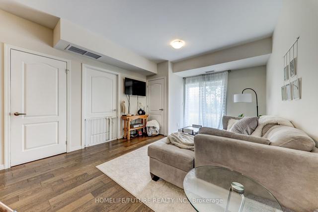 102 - 930 Wentworth St, Condo with 2 bedrooms, 2 bathrooms and 2 parking in Peterborough ON | Image 4