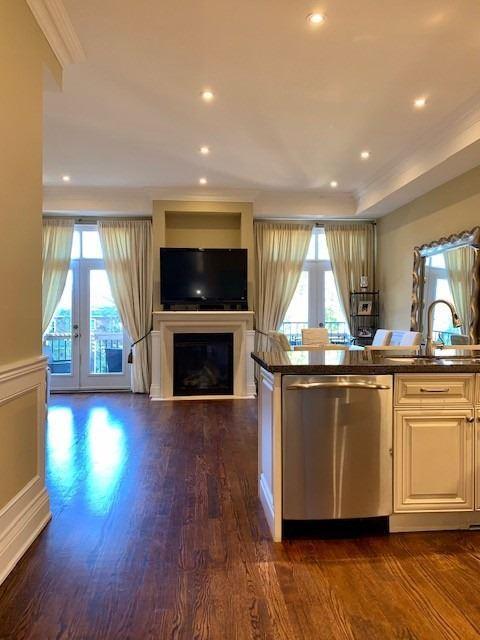 332 Roselawn Ave, House detached with 4 bedrooms, 4 bathrooms and 2 parking in Toronto ON | Image 7