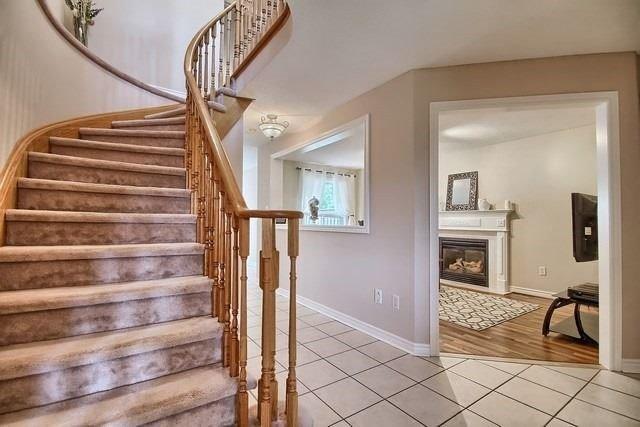 25 Hawkins Dr, House detached with 4 bedrooms, 4 bathrooms and 4 parking in Oro Medonte ON | Image 4