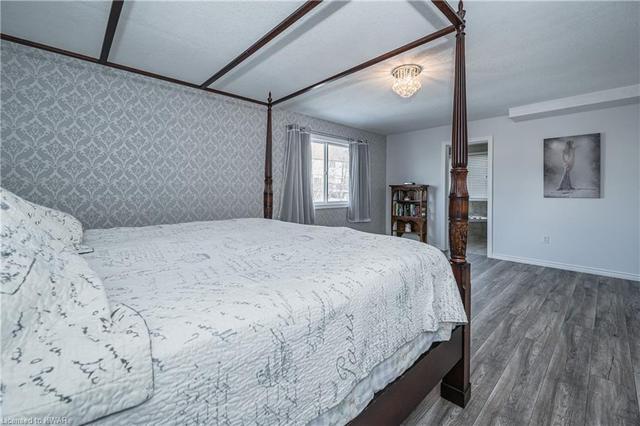 512 Amelia Court, House detached with 4 bedrooms, 2 bathrooms and 5 parking in Kitchener ON | Image 31