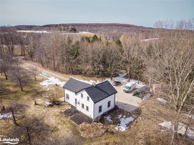 046449 Old Mail Road, House detached with 3 bedrooms, 2 bathrooms and 6 parking in Meaford ON | Image 8
