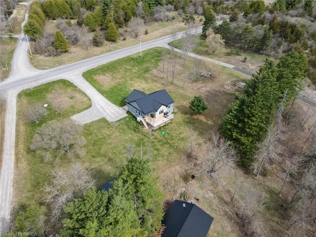 616 County Road 13, House detached with 4 bedrooms, 3 bathrooms and null parking in Stone Mills ON | Image 32