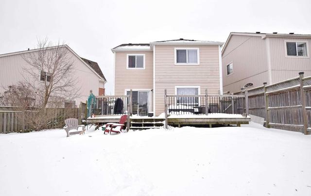 1256 Ashgrove Cres, House detached with 3 bedrooms, 2 bathrooms and 3 parking in Oshawa ON | Image 33