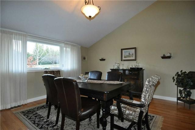 824385 Massie Rd, House detached with 3 bedrooms, 3 bathrooms and 12 parking in Chatsworth ON | Image 7