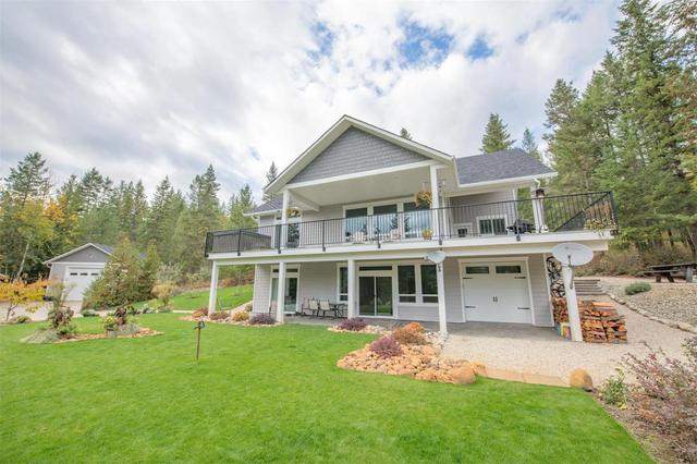 39 Rangeview Road, House detached with 3 bedrooms, 2 bathrooms and 12 parking in North Okanagan D BC | Card Image