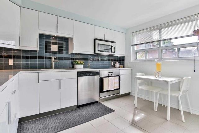 133 - 90 Edgewood Ave, Townhouse with 3 bedrooms, 2 bathrooms and 1 parking in Toronto ON | Image 8
