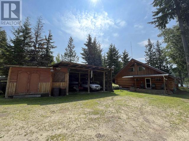 5470 Winkley Creek Road, House detached with 3 bedrooms, 1 bathrooms and null parking in Cariboo F BC | Image 14