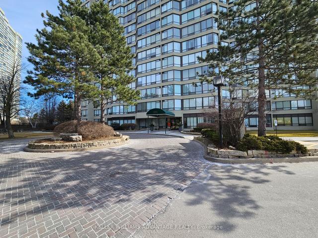 1108 - 26 Hanover Rd, Condo with 2 bedrooms, 2 bathrooms and 2 parking in Brampton ON | Image 16
