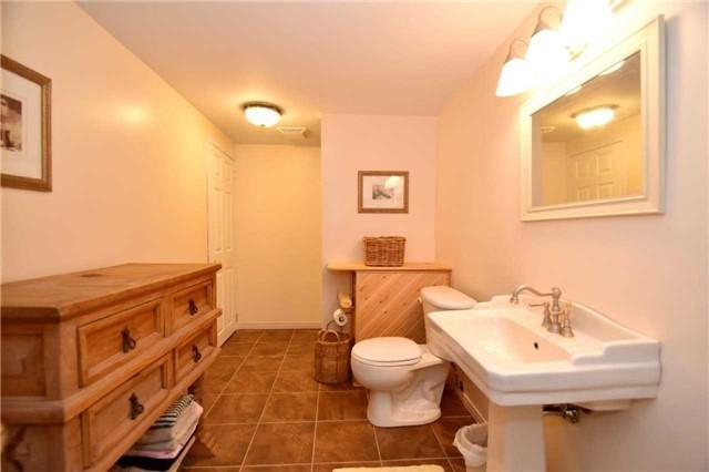 1122 Sunset Dr, House detached with 2 bedrooms, 2 bathrooms and 6 parking in South Bruce Peninsula ON | Image 10