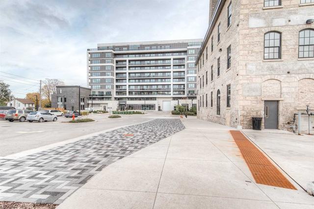 905 - 53 Arthur St W, Condo with 1 bedrooms, 1 bathrooms and 1 parking in Guelph ON | Image 4