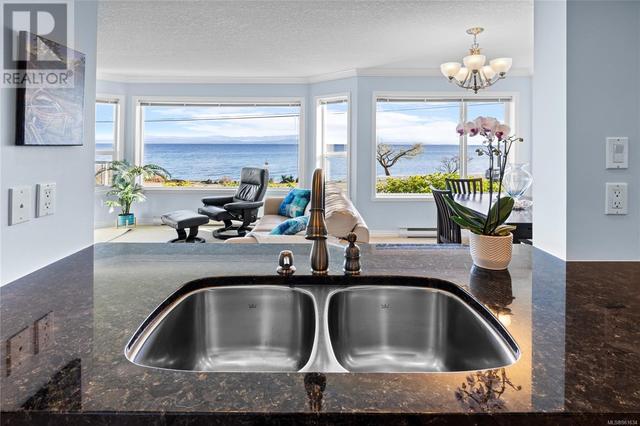 102 - 3132 Island Hwy W, Condo with 2 bedrooms, 2 bathrooms and 1 parking in Qualicum Beach BC | Image 21