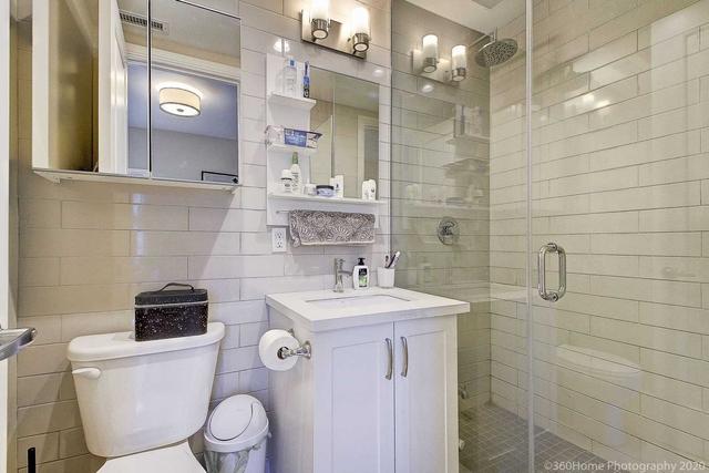06 - 28 Madison Ave, Condo with 2 bedrooms, 2 bathrooms and 0 parking in Toronto ON | Image 17