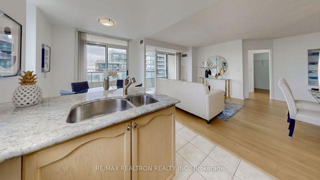 2505 - 23 Hollywood Ave, Condo with 2 bedrooms, 2 bathrooms and 1 parking in Toronto ON | Image 7