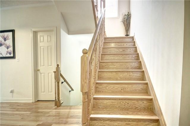 365 Michener Pl, House detached with 4 bedrooms, 3 bathrooms and 4 parking in Milton ON | Image 14