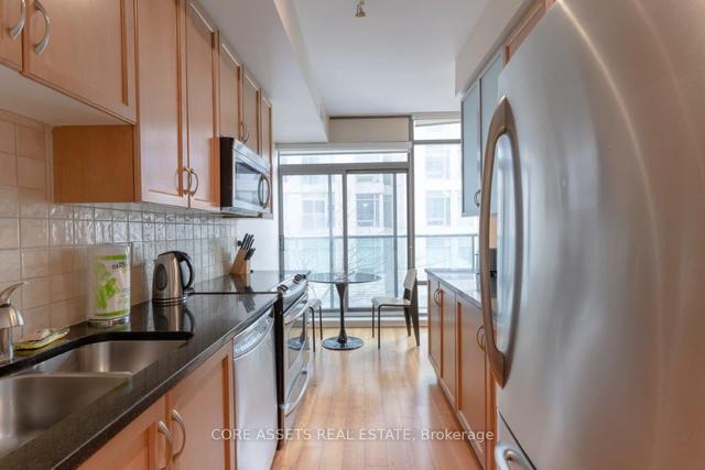 301 - 21 Scollard St, Condo with 2 bedrooms, 2 bathrooms and 2 parking in Toronto ON | Image 16