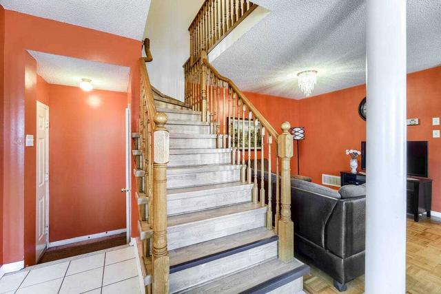 1 Tiller Tr, House semidetached with 4 bedrooms, 3 bathrooms and 4 parking in Brampton ON | Image 13