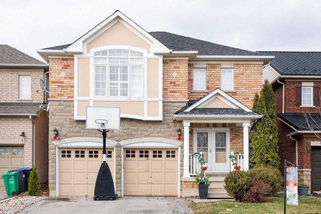 32 Bonistel Cres, House detached with 4 bedrooms, 3 bathrooms and 4 parking in Brampton ON | Image 1