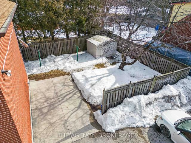 115 Roxborough Ave, House detached with 4 bedrooms, 3 bathrooms and 5 parking in Kitchener ON | Image 4