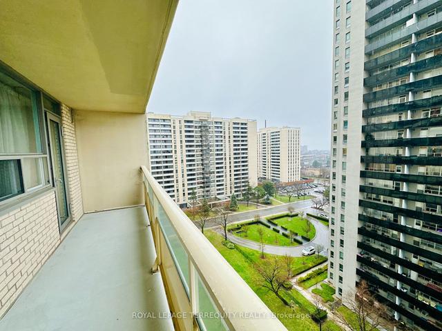 1209 - 360 Ridelle Ave, Condo with 2 bedrooms, 1 bathrooms and 1 parking in Toronto ON | Image 14