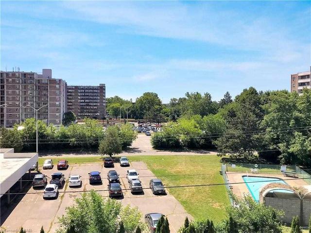 514 - 198 Scott St, Condo with 2 bedrooms, 1 bathrooms and 1 parking in St. Catharines ON | Image 13