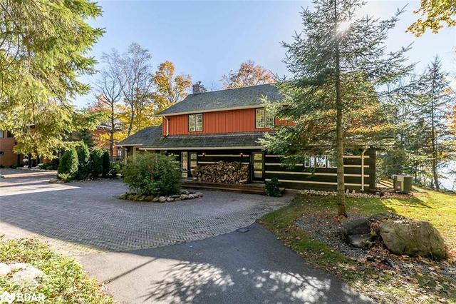 1241 Line 3 S, House detached with 4 bedrooms, 2 bathrooms and 7 parking in Oro Medonte ON | Image 6