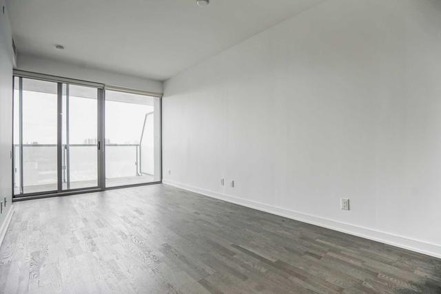 918 - 57 St. Joseph St, Condo with 1 bedrooms, 1 bathrooms and null parking in Toronto ON | Image 8