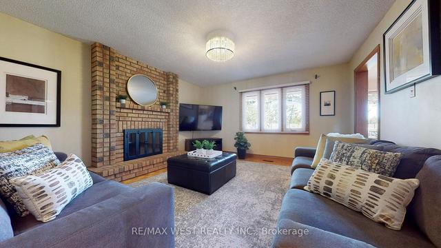 175 Valeria Blvd, House detached with 4 bedrooms, 4 bathrooms and 6 parking in Vaughan ON | Image 4