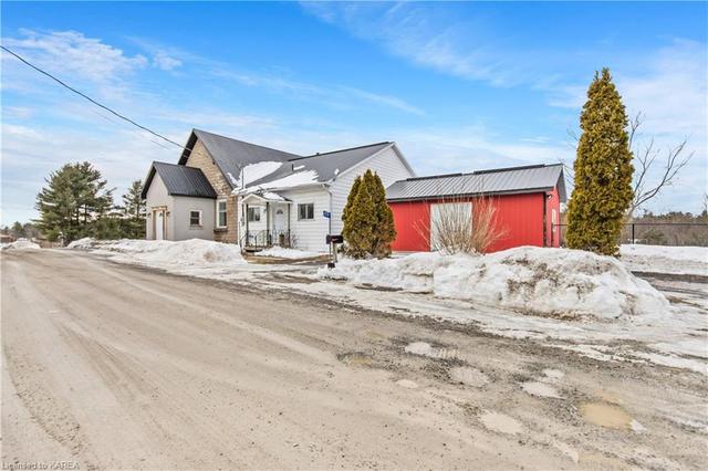 1019 Echo Lake Road, House detached with 3 bedrooms, 2 bathrooms and 2 parking in Central Frontenac ON | Image 36