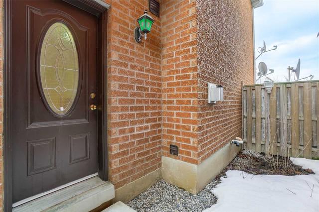 35 Hiberton Cres, House detached with 4 bedrooms, 4 bathrooms and 4 parking in Brampton ON | Image 22
