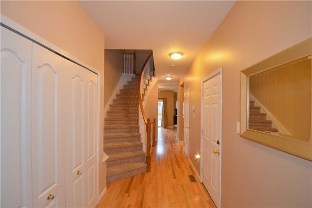 11 - 81 Valridge Dr, Townhouse with 3 bedrooms, 3 bathrooms and 1 parking in Hamilton ON | Image 3