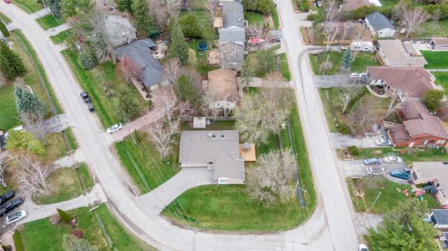 1124 Parkway Dr, House detached with 3 bedrooms, 2 bathrooms and 8 parking in Innisfil ON | Image 23