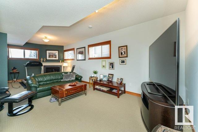 1504 Blackmore Wy Sw, House detached with 4 bedrooms, 3 bathrooms and 4 parking in Edmonton AB | Image 49