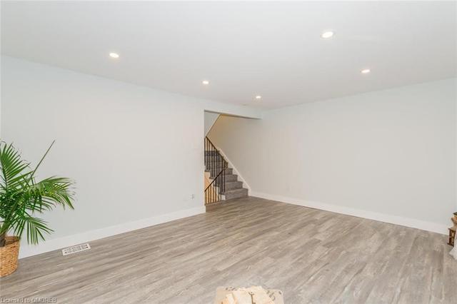 40 - 371 Bronte St S, Townhouse with 3 bedrooms, 3 bathrooms and 2 parking in Milton ON | Image 15
