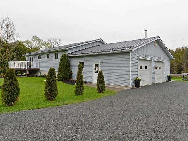 443 County Road 40 Rd, House detached with 2 bedrooms, 3 bathrooms and 12 parking in Douro Dummer ON | Image 19
