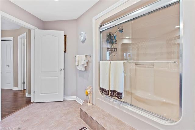 6300 Giovina Drive, House detached with 5 bedrooms, 3 bathrooms and 5 parking in Niagara Falls ON | Image 29