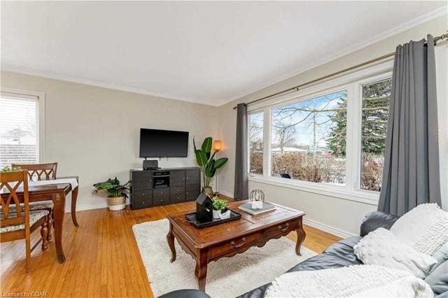 349 Orville Rd, House detached with 3 bedrooms, 1 bathrooms and 4 parking in Halton Hills ON | Image 14