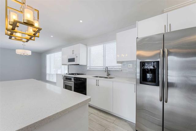upper - 18 Poplar Dr, House detached with 3 bedrooms, 2 bathrooms and 4 parking in Richmond Hill ON | Image 22