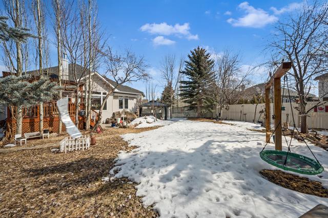 25 Simcoe Bay Sw, House detached with 3 bedrooms, 3 bathrooms and 4 parking in Calgary AB | Image 45