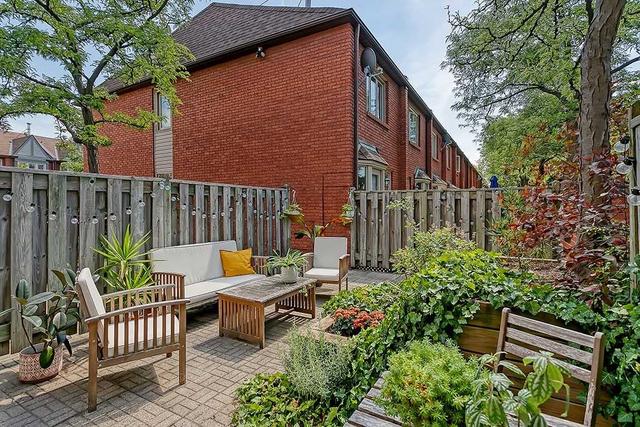 216 - 895 Maple Ave, Townhouse with 2 bedrooms, 2 bathrooms and 2 parking in Burlington ON | Image 29