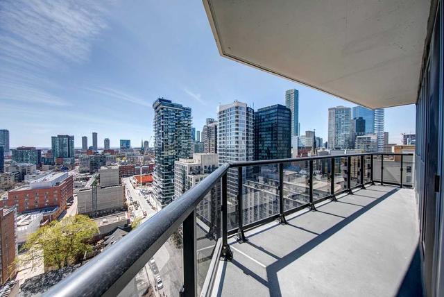 1804 - 77 Mutual St, Condo with 3 bedrooms, 2 bathrooms and 1 parking in Toronto ON | Image 25