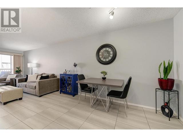 202 - 555 Rowcliffe Avenue, Condo with 2 bedrooms, 2 bathrooms and 1 parking in Kelowna BC | Image 16