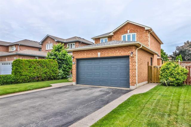 527 Fothergill Blvd, House detached with 3 bedrooms, 3 bathrooms and 4 parking in Burlington ON | Card Image