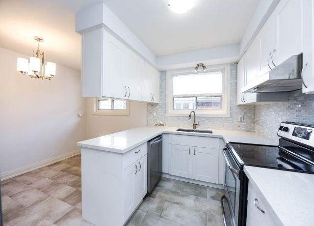 3363 Weston Rd, House semidetached with 3 bedrooms, 2 bathrooms and 4 parking in Toronto ON | Image 8