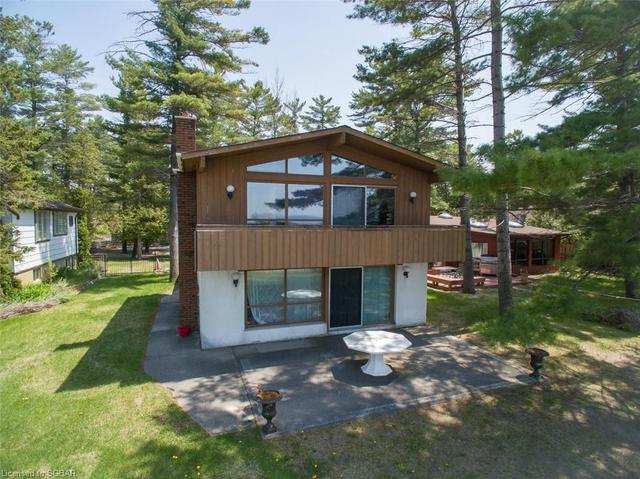 162 Santos Lane, House detached with 3 bedrooms, 2 bathrooms and 5 parking in Wasaga Beach ON | Image 7